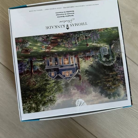 1000 Piece jigsaw puzzle - Picture 2 of 2